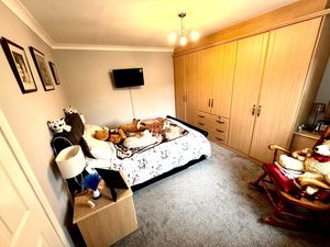 Photo 6- click for photo gallery